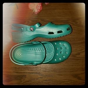 CROCS🐊 Mary Jane Double Strap Clogs Teal Size 7